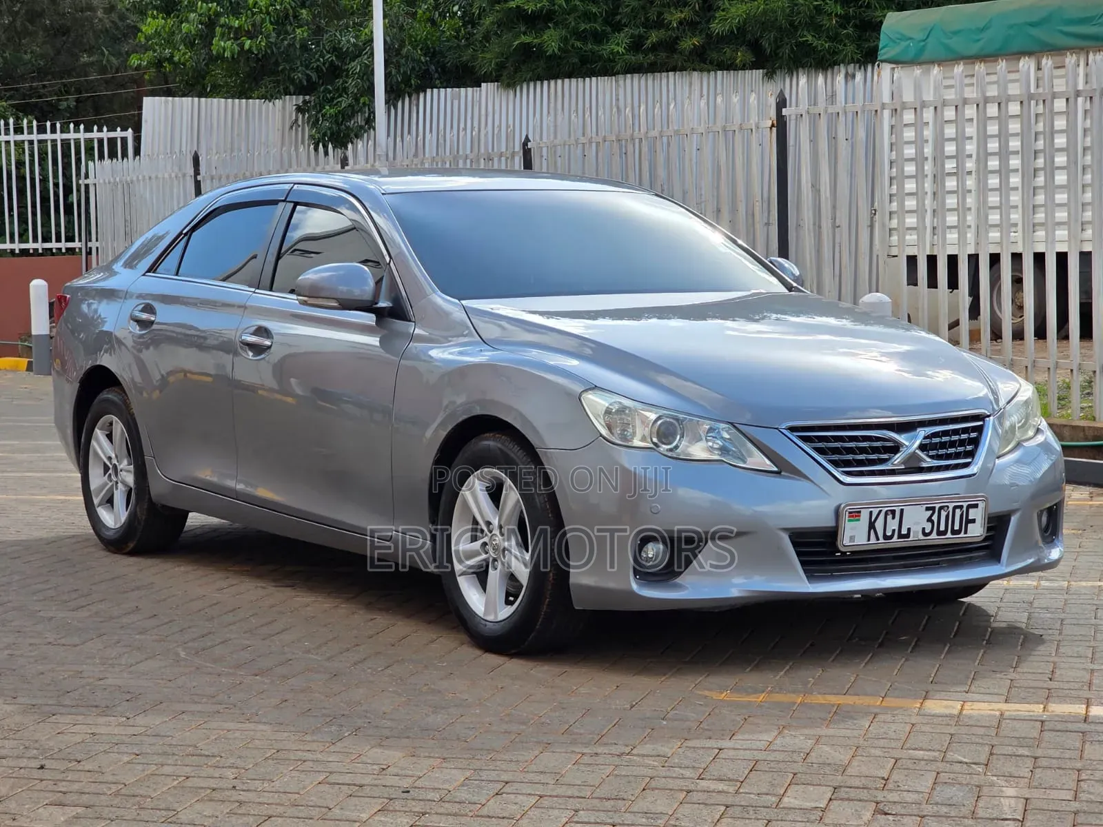 Toyota Mark X 2010 Gray