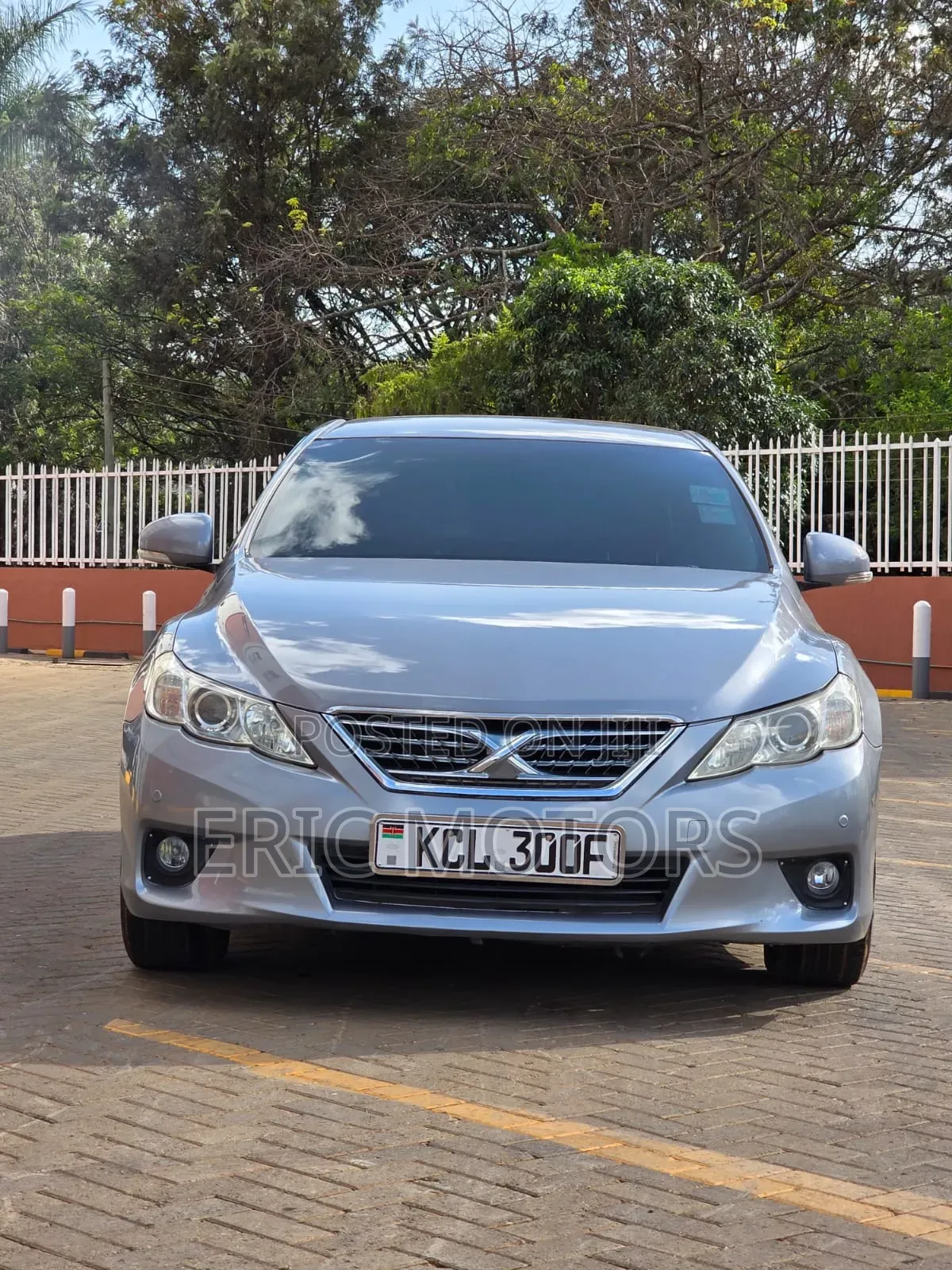 Toyota Mark X 2010 Gray