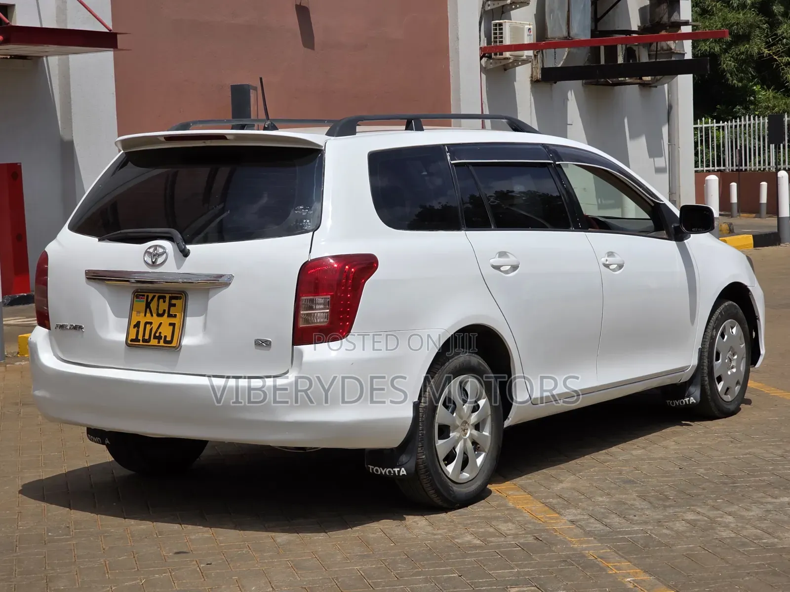 Toyota Corolla Fielder 2008 White