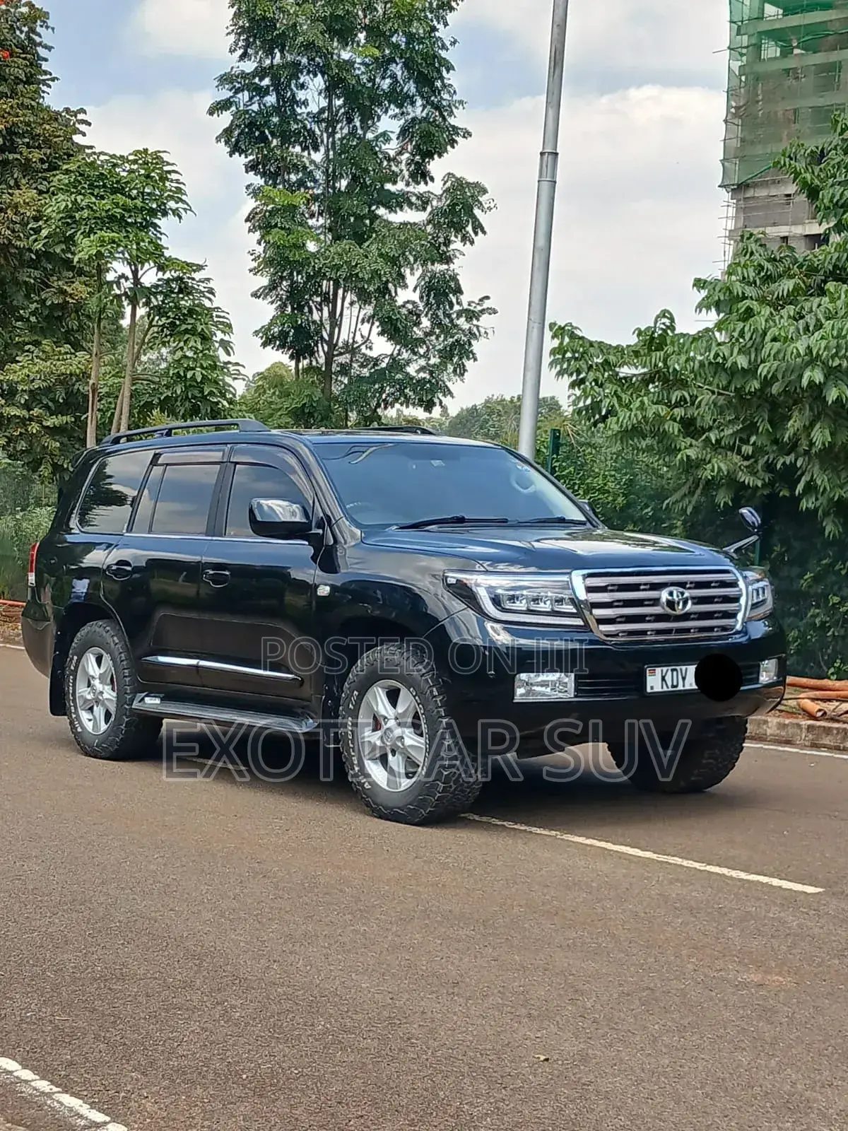 Toyota Land Cruiser 4.6 V8 ZX 2012