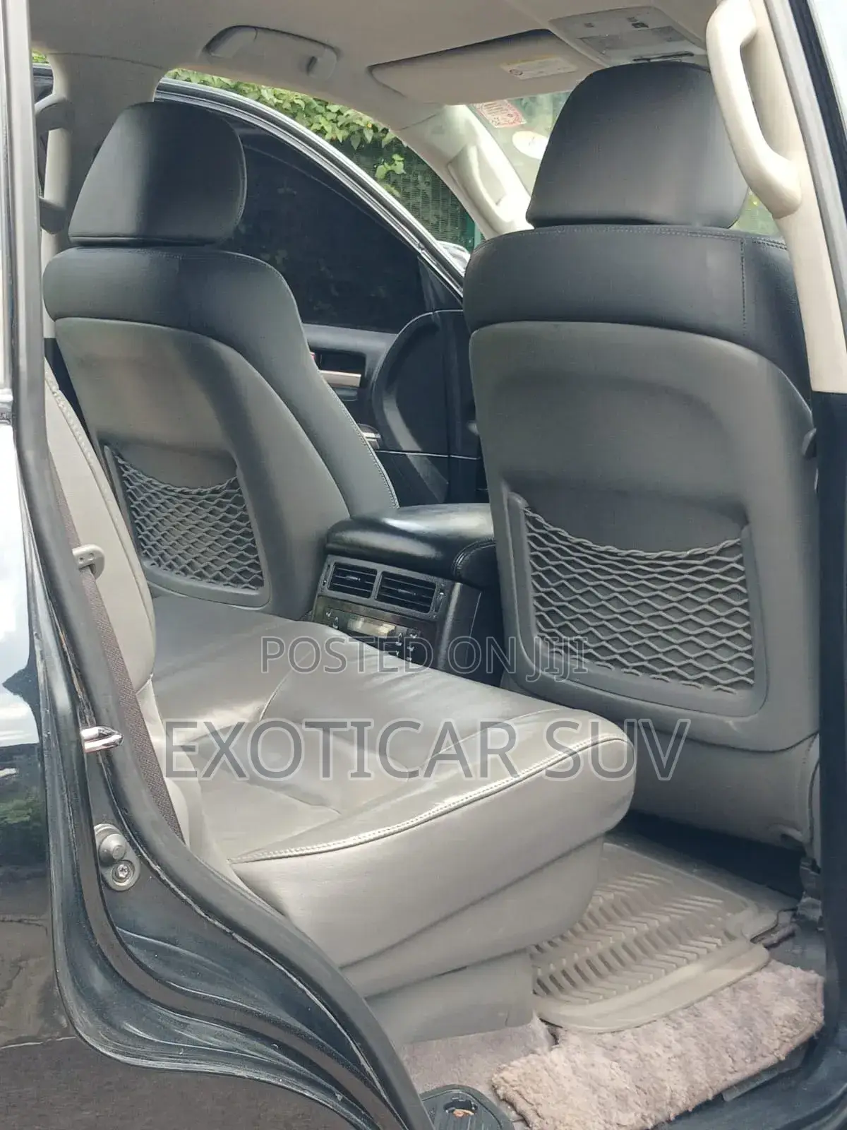 Toyota Land Cruiser 4.6 V8 ZX 2012