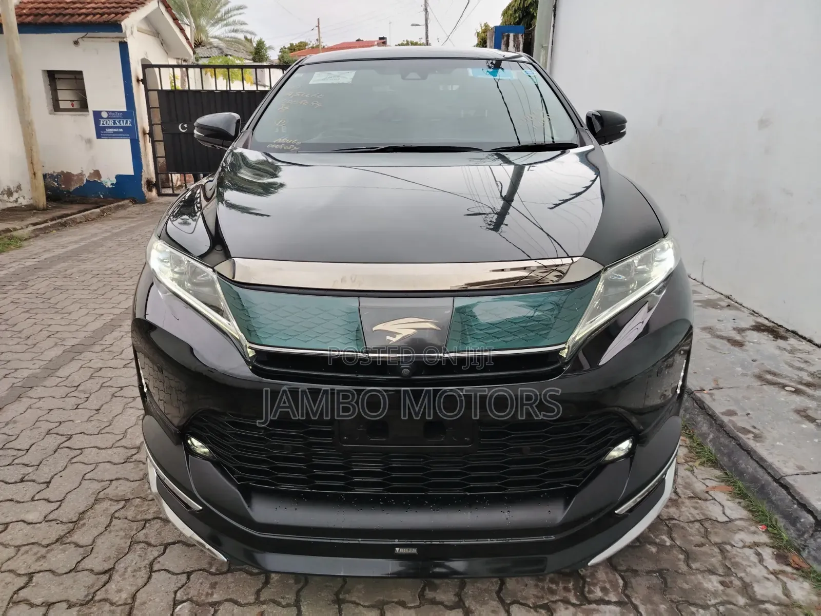 Toyota Harrier 2.0 Turbo 2019