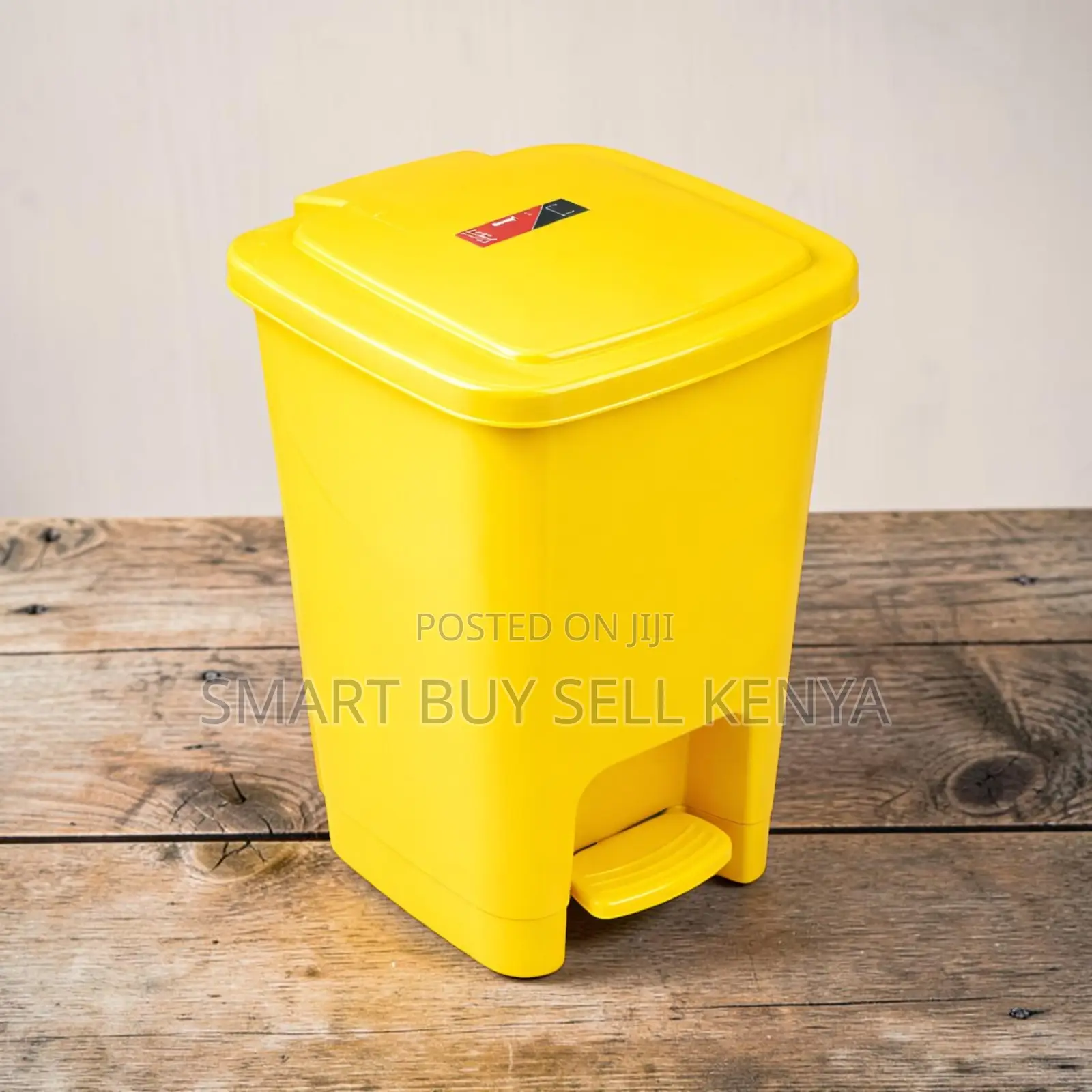Clean Environment Hard Plastic 30l Step Pedal Waste Garbage Dust Bin