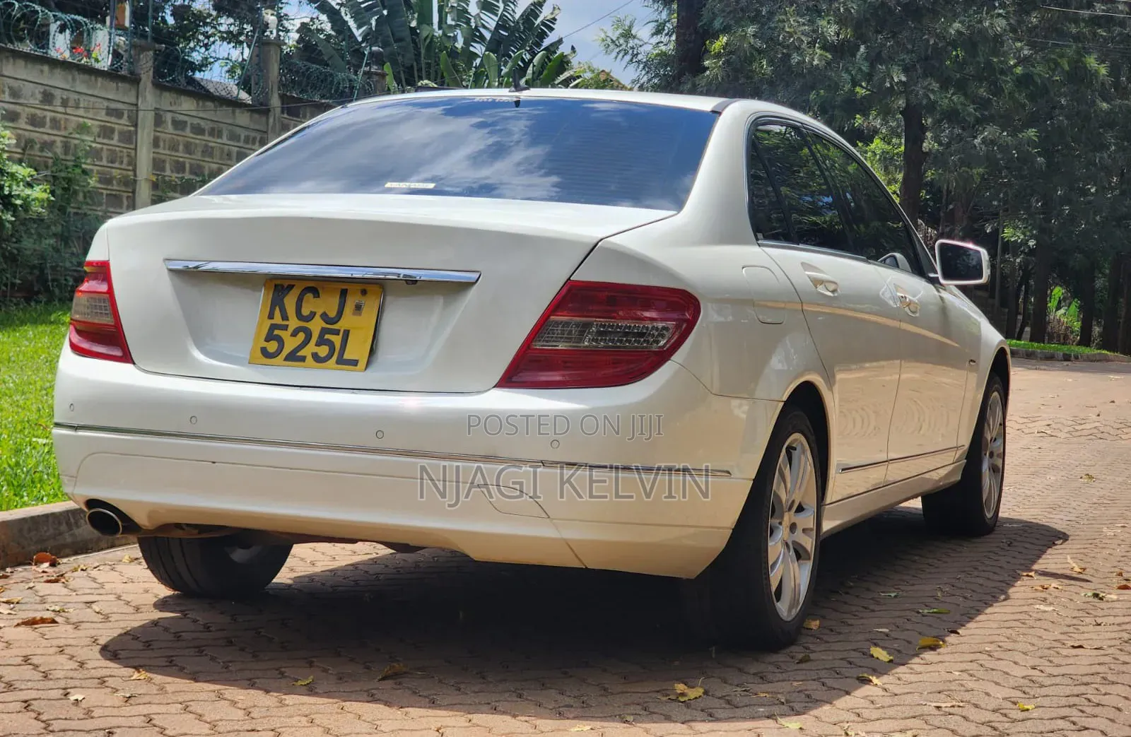 Mercedes-Benz C200 2010 White