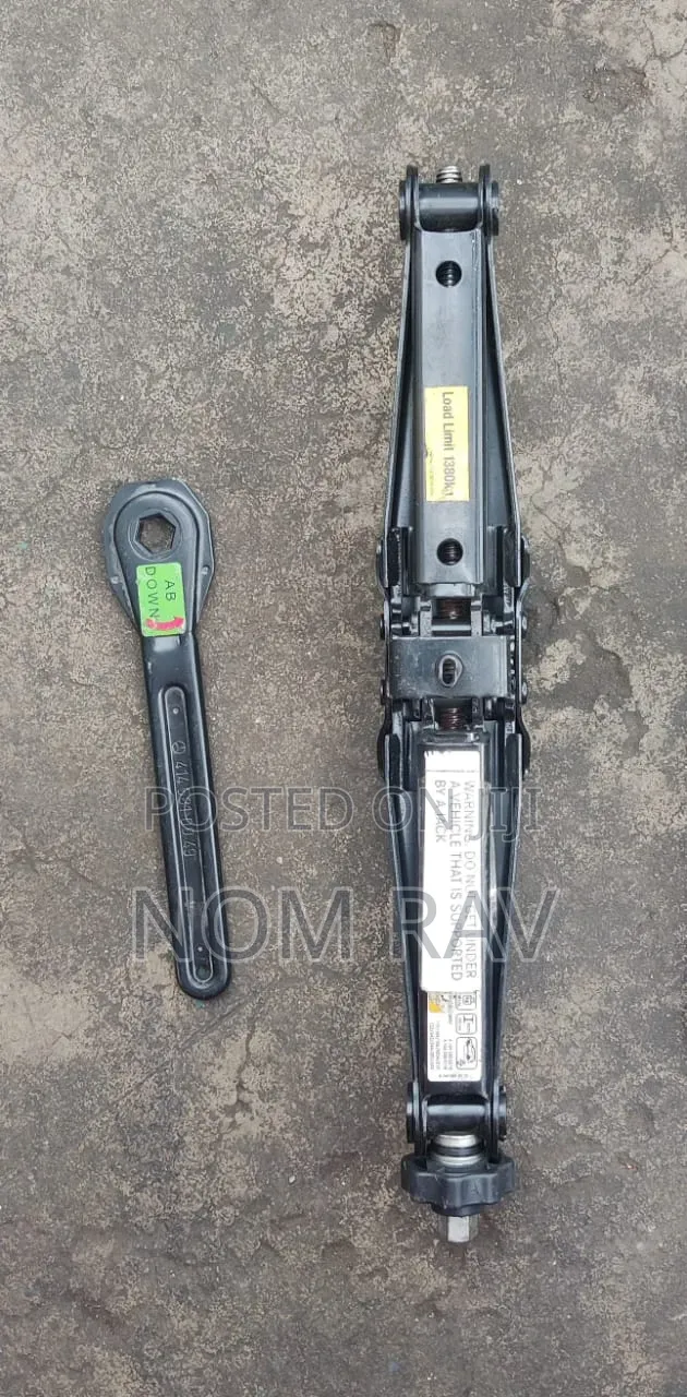 Mercedes Gle Scissor Jack