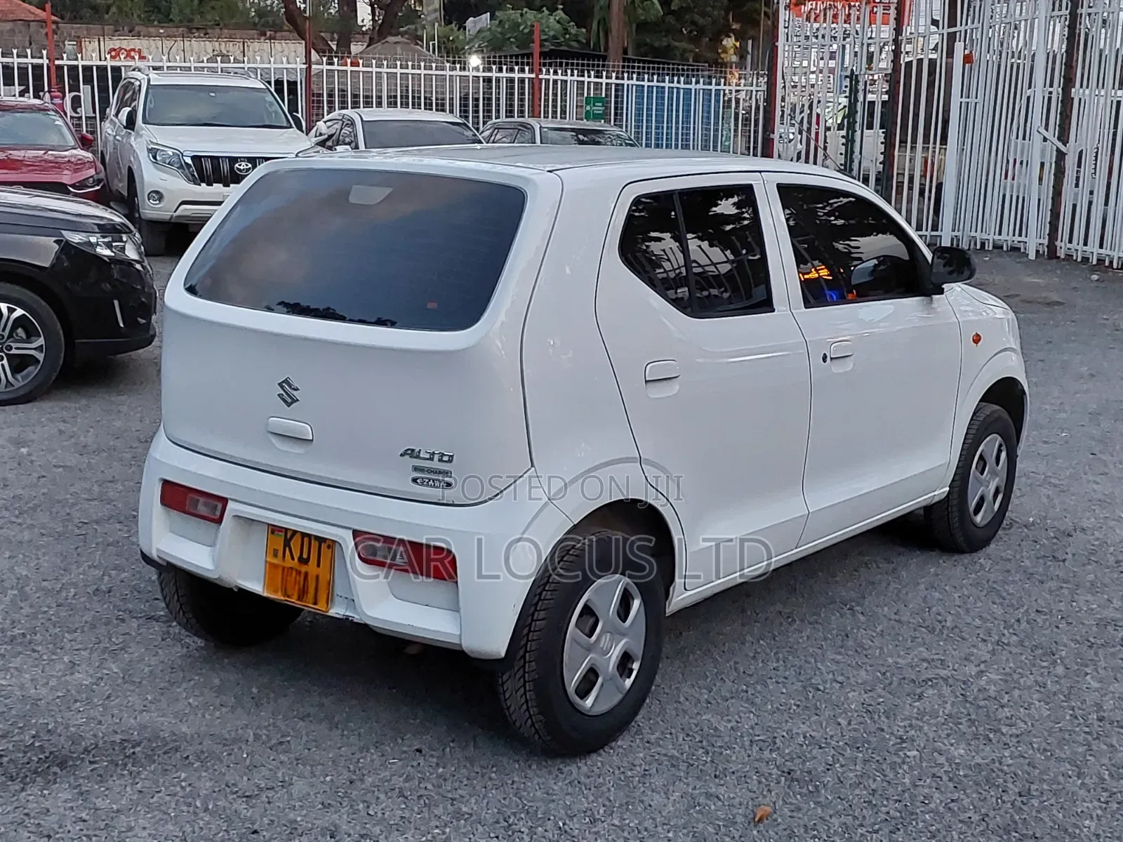 Suzuki Alto 2018 White
