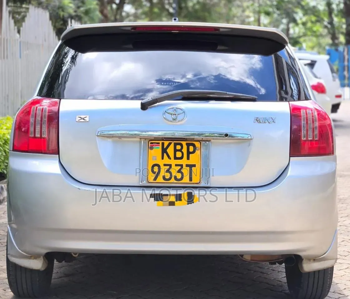 Toyota Corolla RunX 2006 Silver