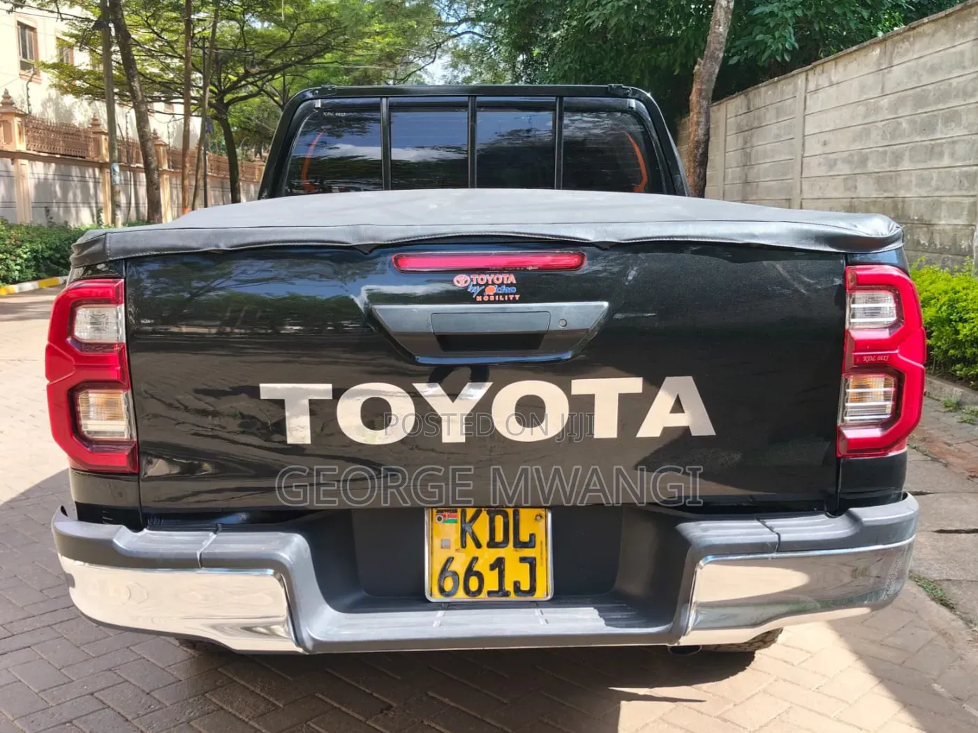 Toyota Hilux 2017 Black