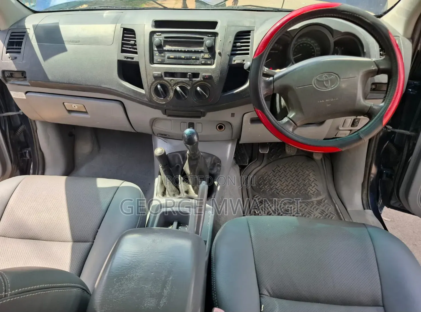 Toyota Hilux 2006 Blue