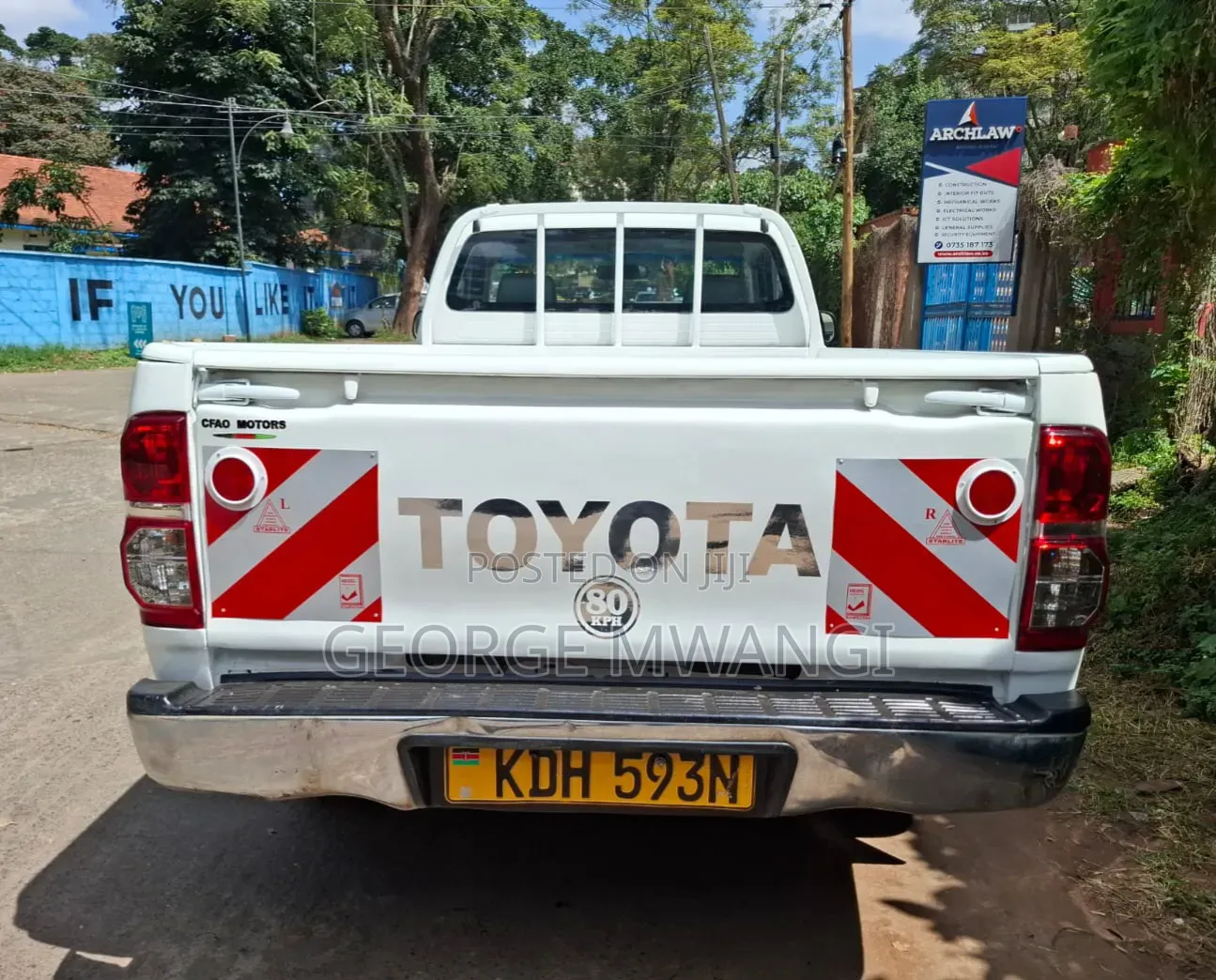 Toyota Hilux 2015 White