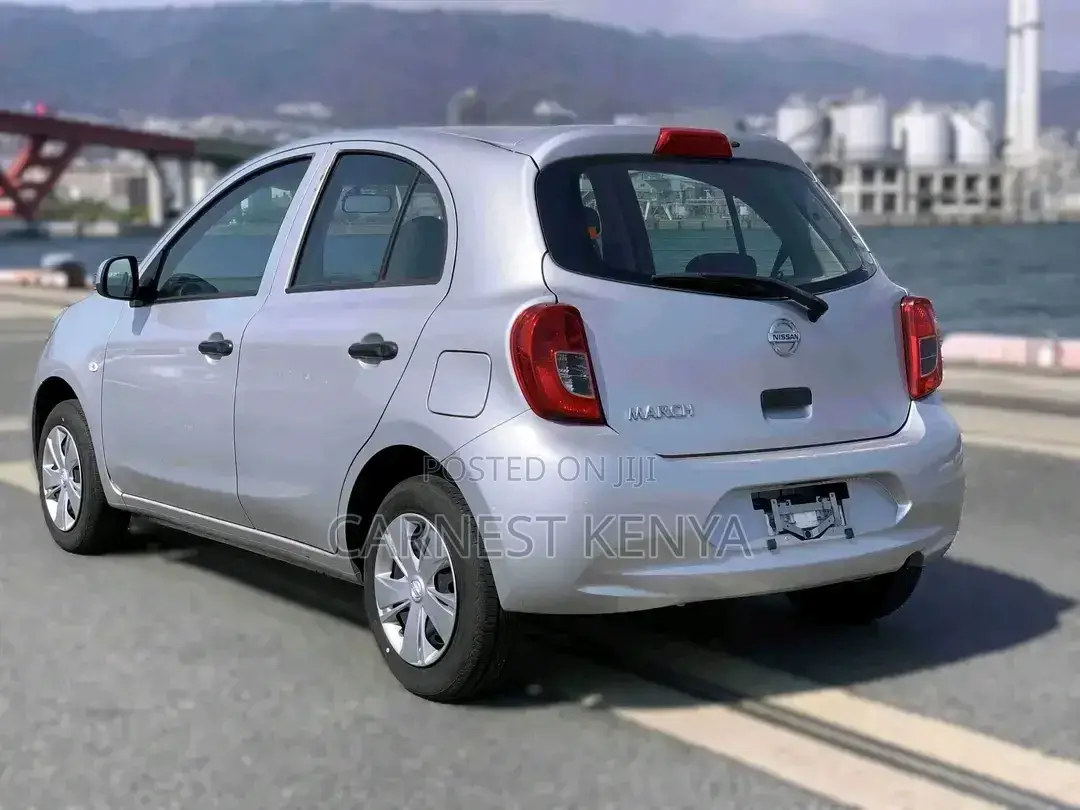 Nissan March 2019 Silver