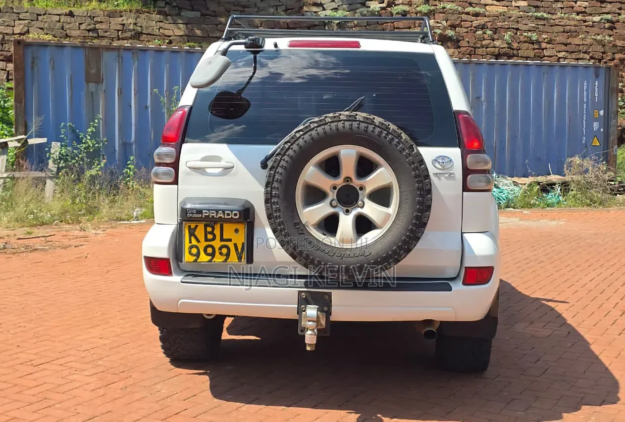 Toyota Land Cruiser Prado 3.4 5dr 2004 Pearl