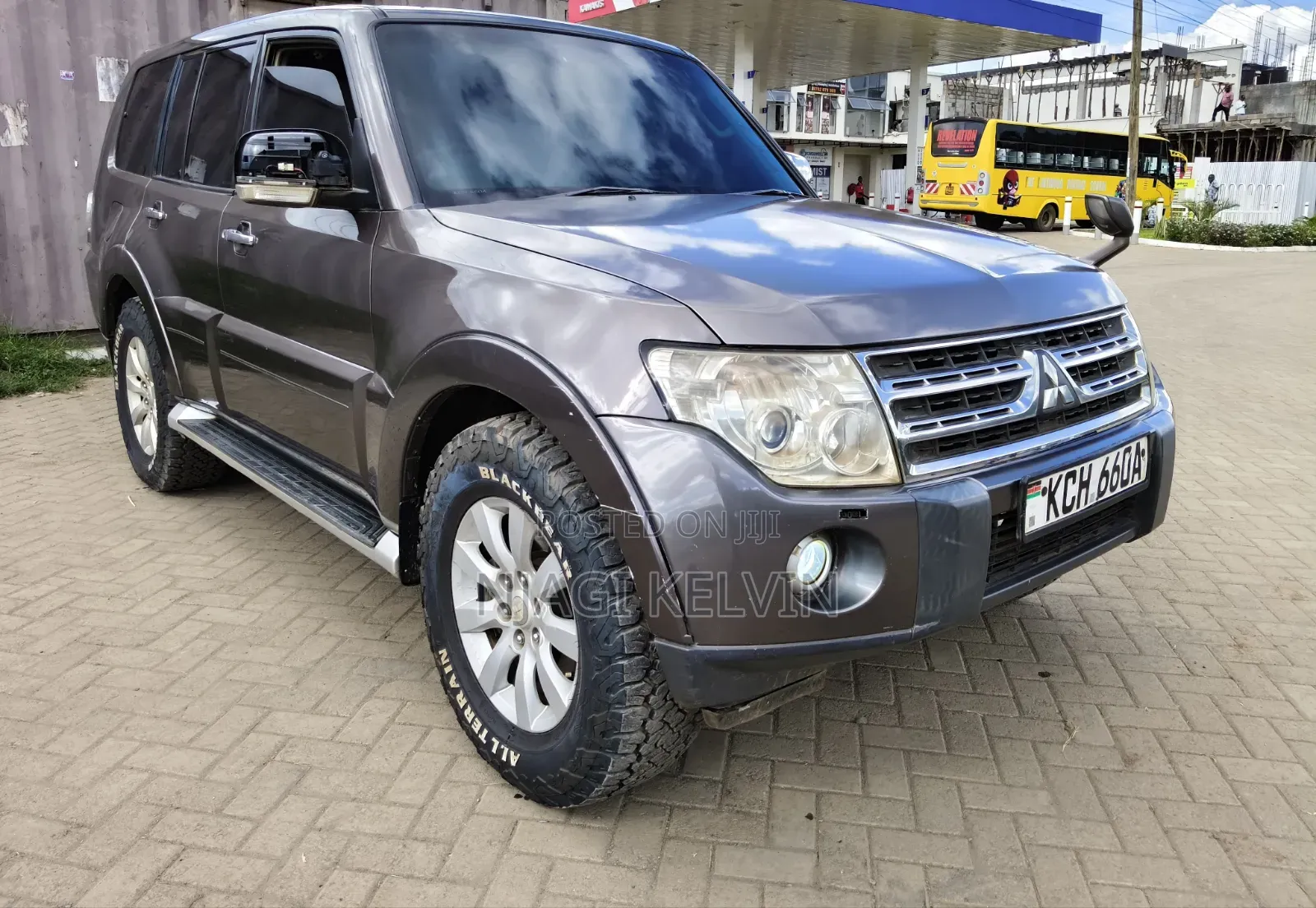 Mitsubishi Pajero 2009 Gray