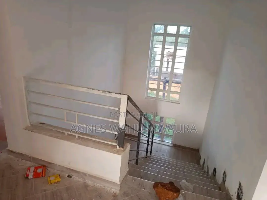 4bdrm Maisonette in Ol Keri for sale