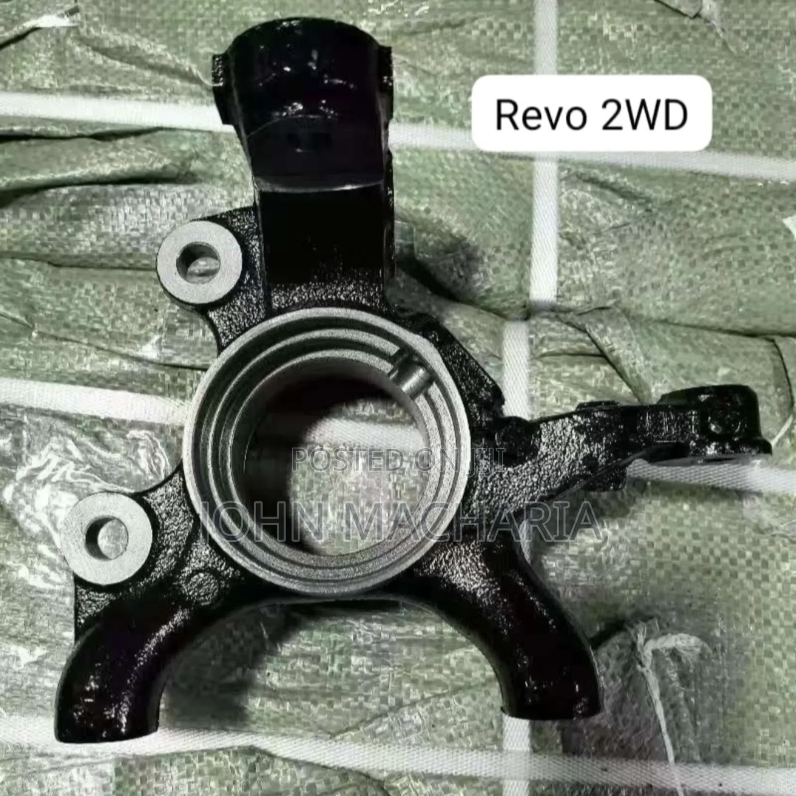 Steering Knuckle for Toyota Hilux Revo and Innova 2wd