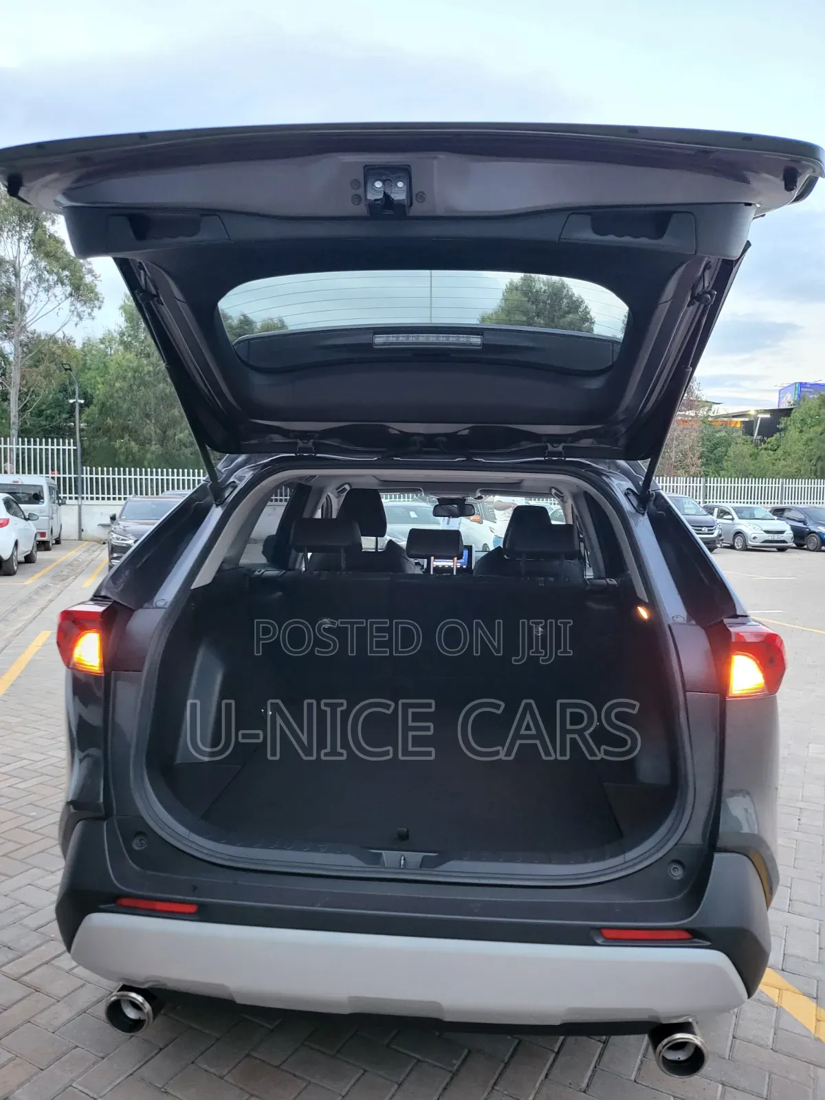 Toyota RAV4 Adventure 2019 Gray