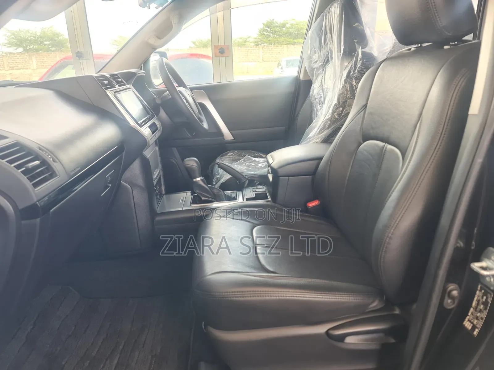 Toyota Land Cruiser Prado 2018 Black