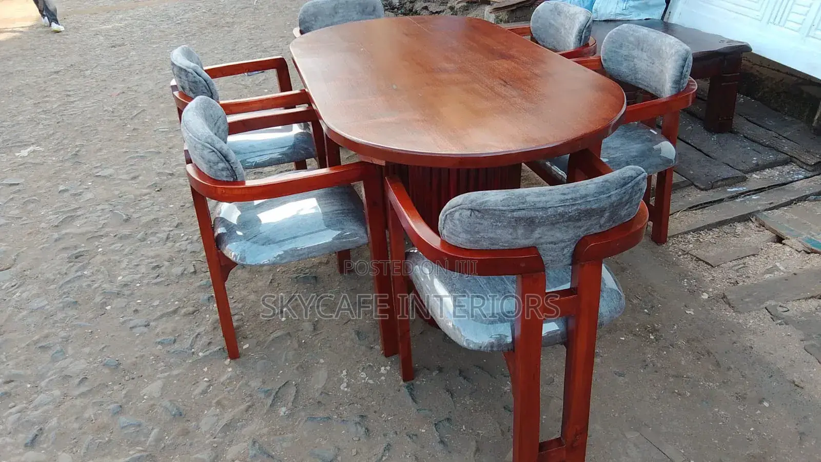 Brown 6 Seater Modern