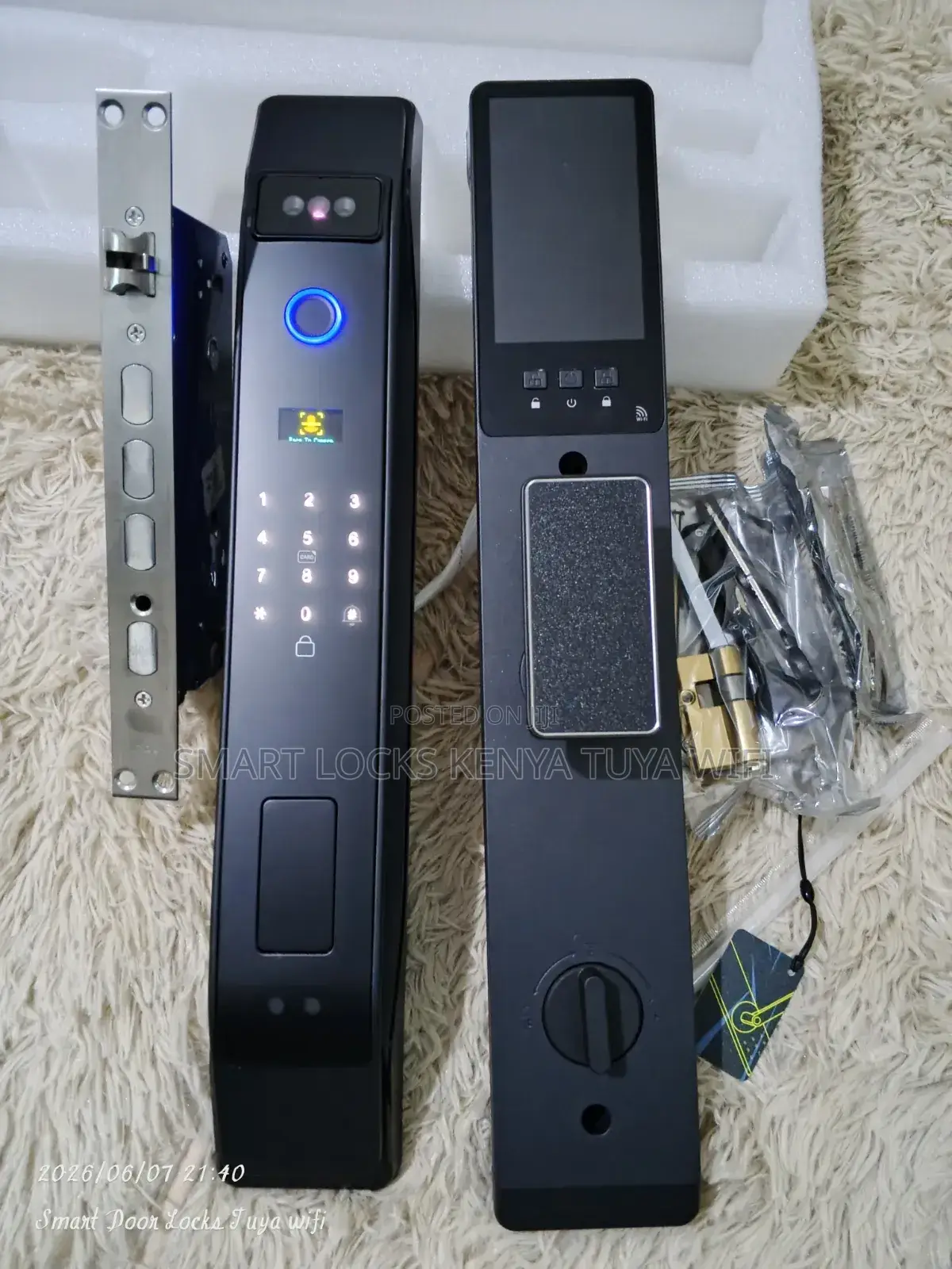 Tuya Wifi Smart Security Door Lock 3d Face Recognition Auto Locking