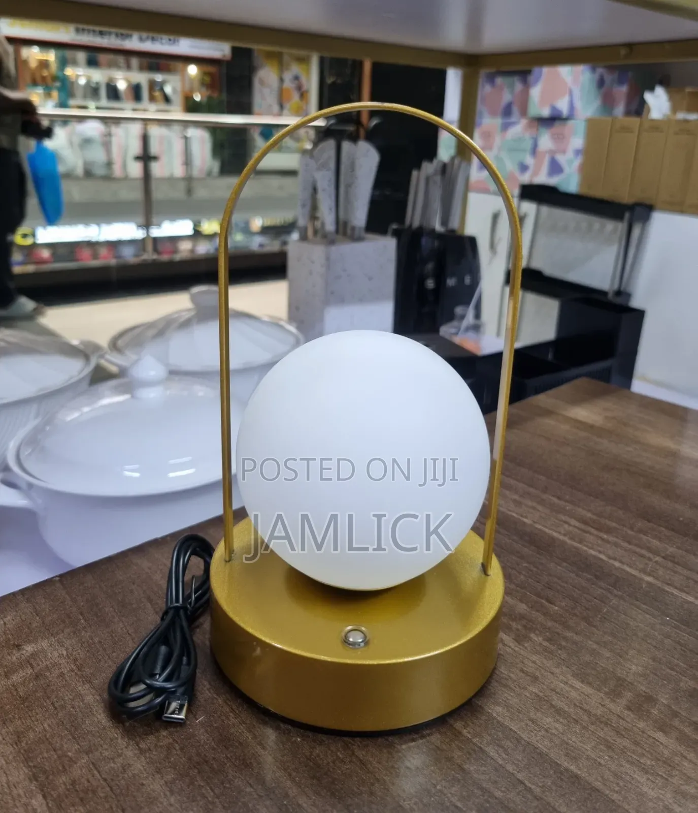 Modern Rechargeable Table Lamp –Av