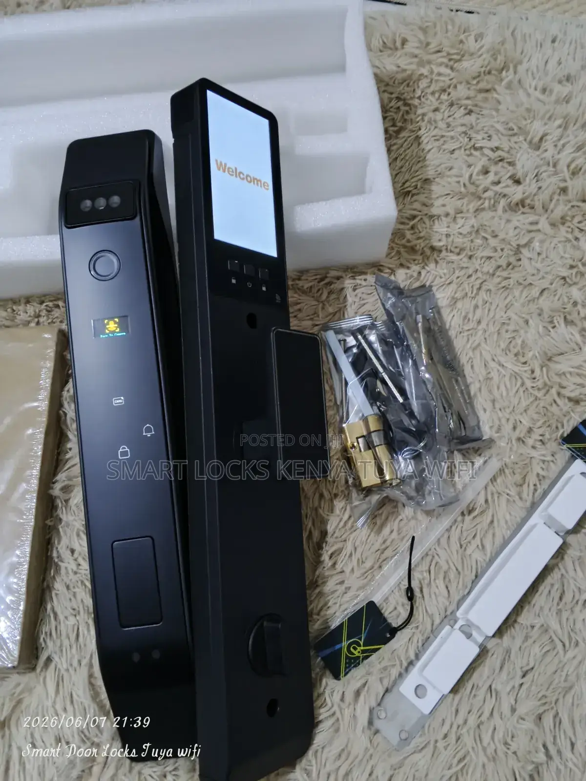 Tuya Wifi Smart Lock With 3d Face /Fingerprints/Password/Cards