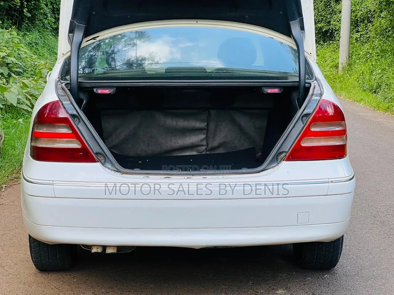 Mercedes-Benz C180 2008 White