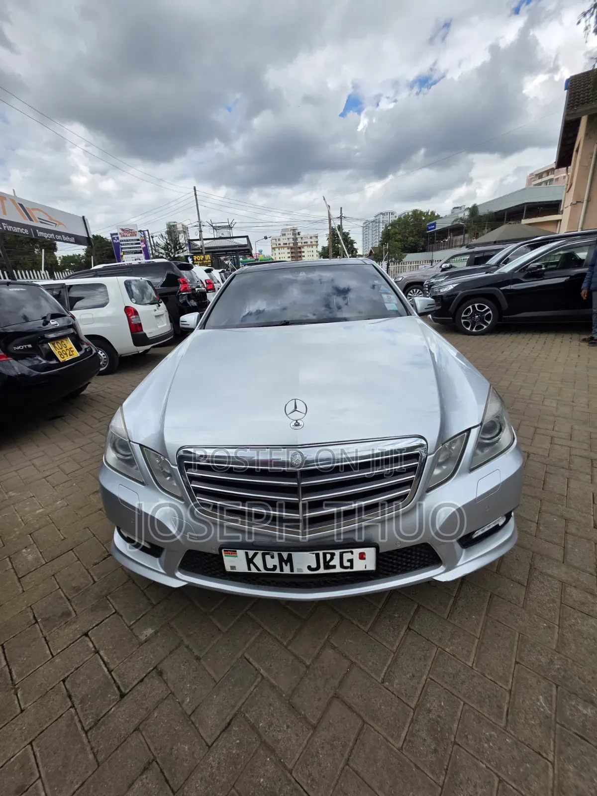 Mercedes-Benz E250 2010 Silver