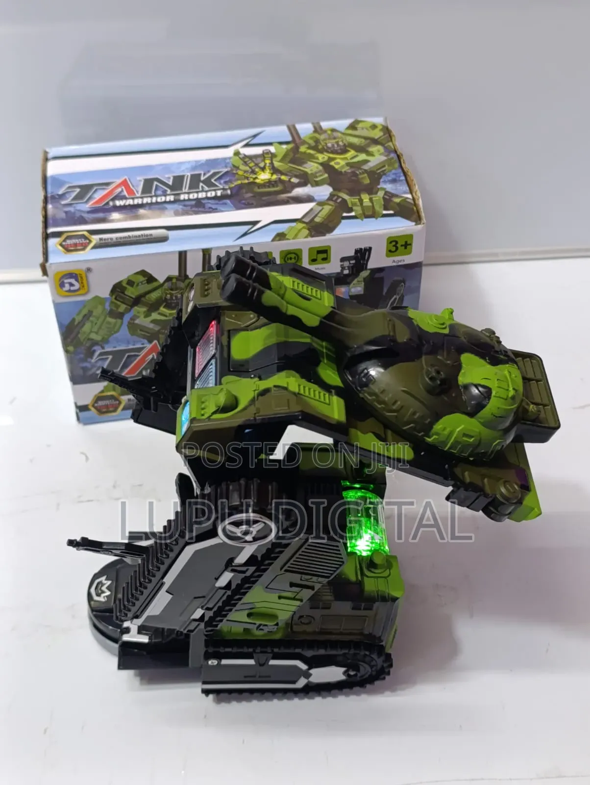Warrior Robbot Tank.
Battery Operated.