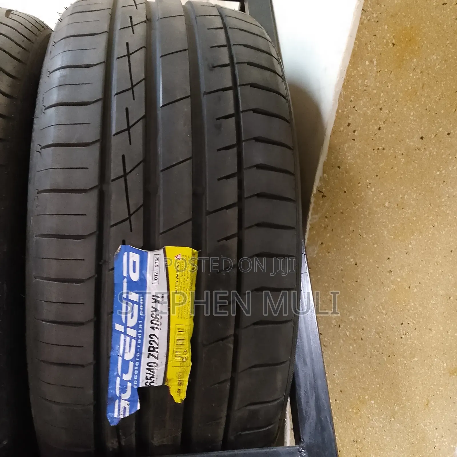 Range Rover Vera Stock Tyres
