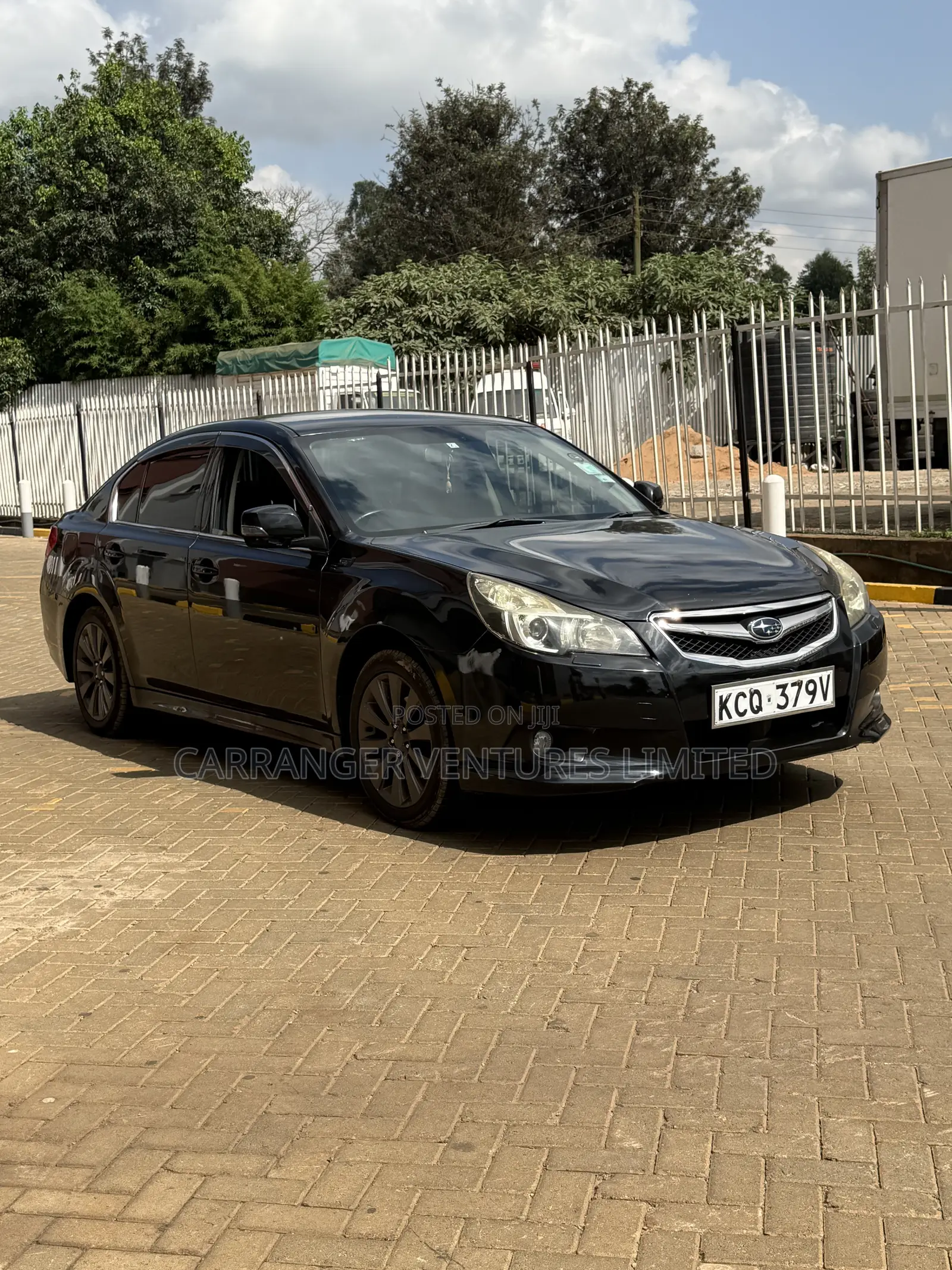 Subaru Legacy 2011 Black