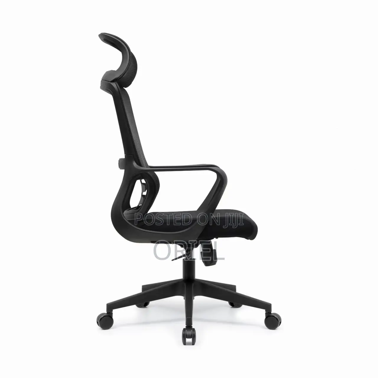 Office Chair : Black Mesh Office High-Back Chair