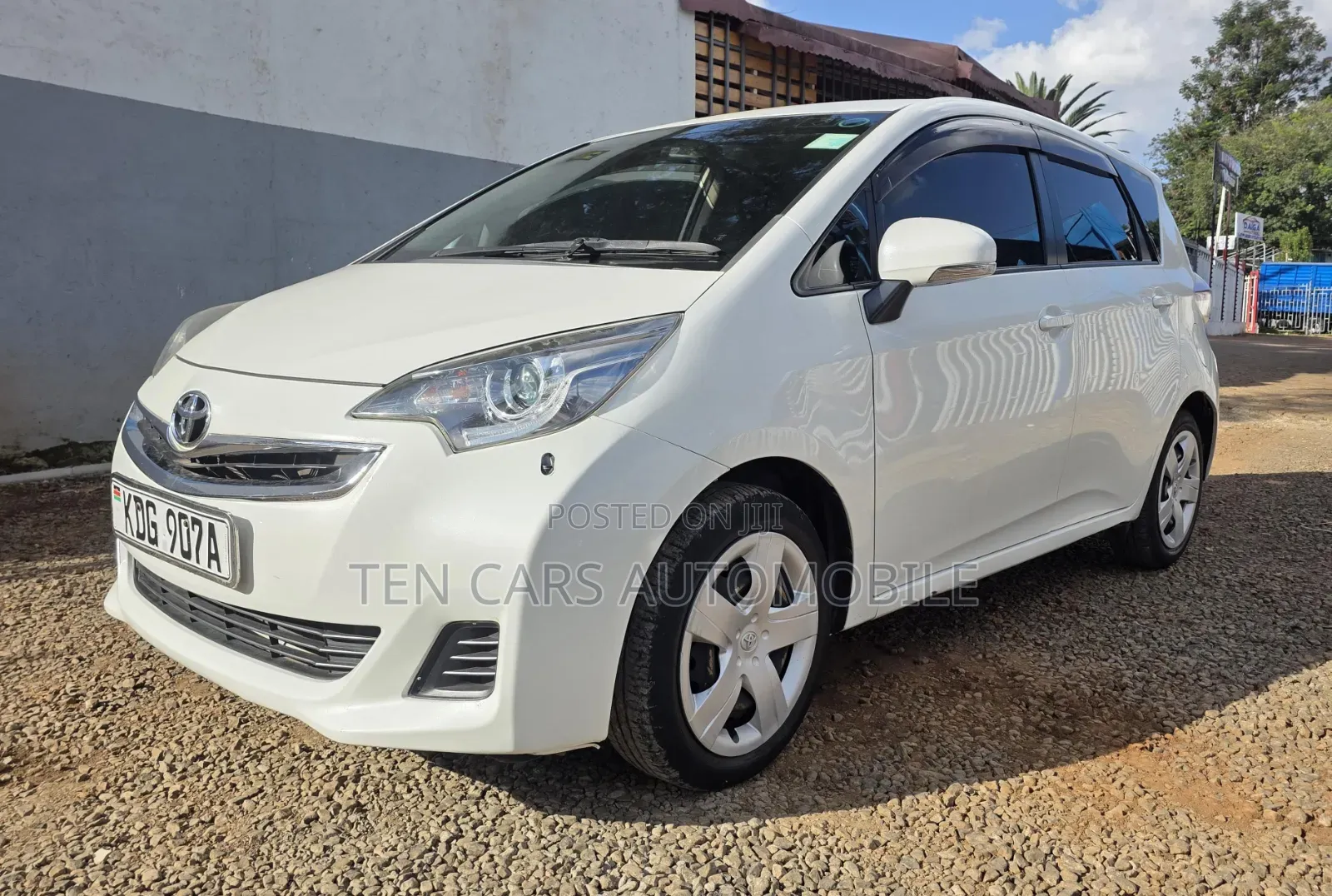 Toyota Ractis 2014 White
