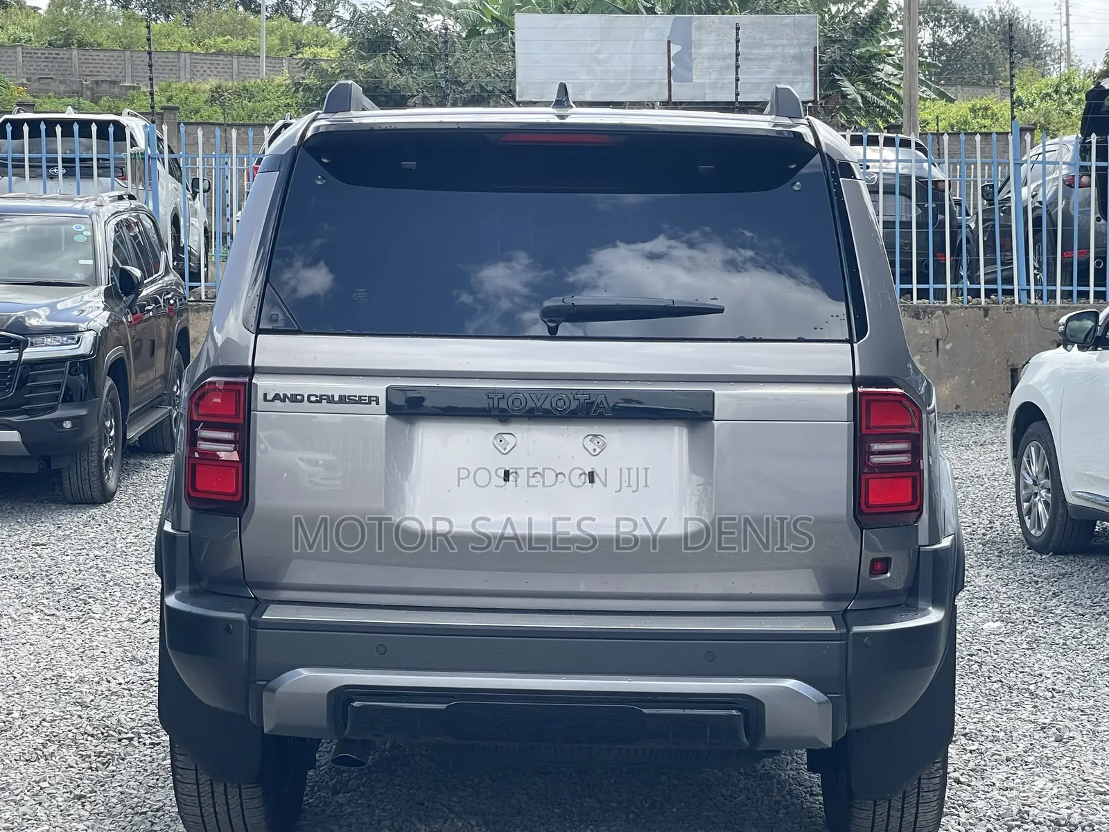 Toyota Land Cruiser Prado 2.8 2024 Silver