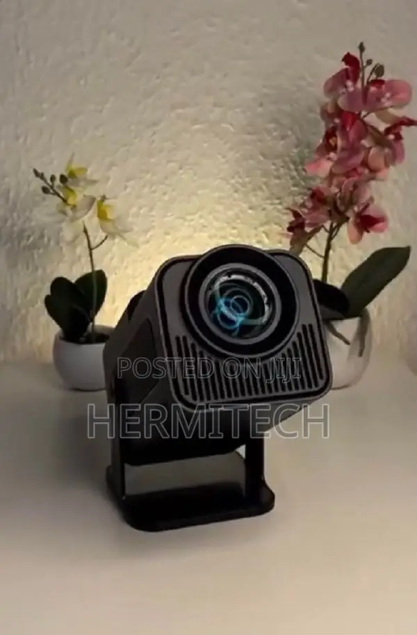 Hy320 Portable Projector for Movies and Gaming