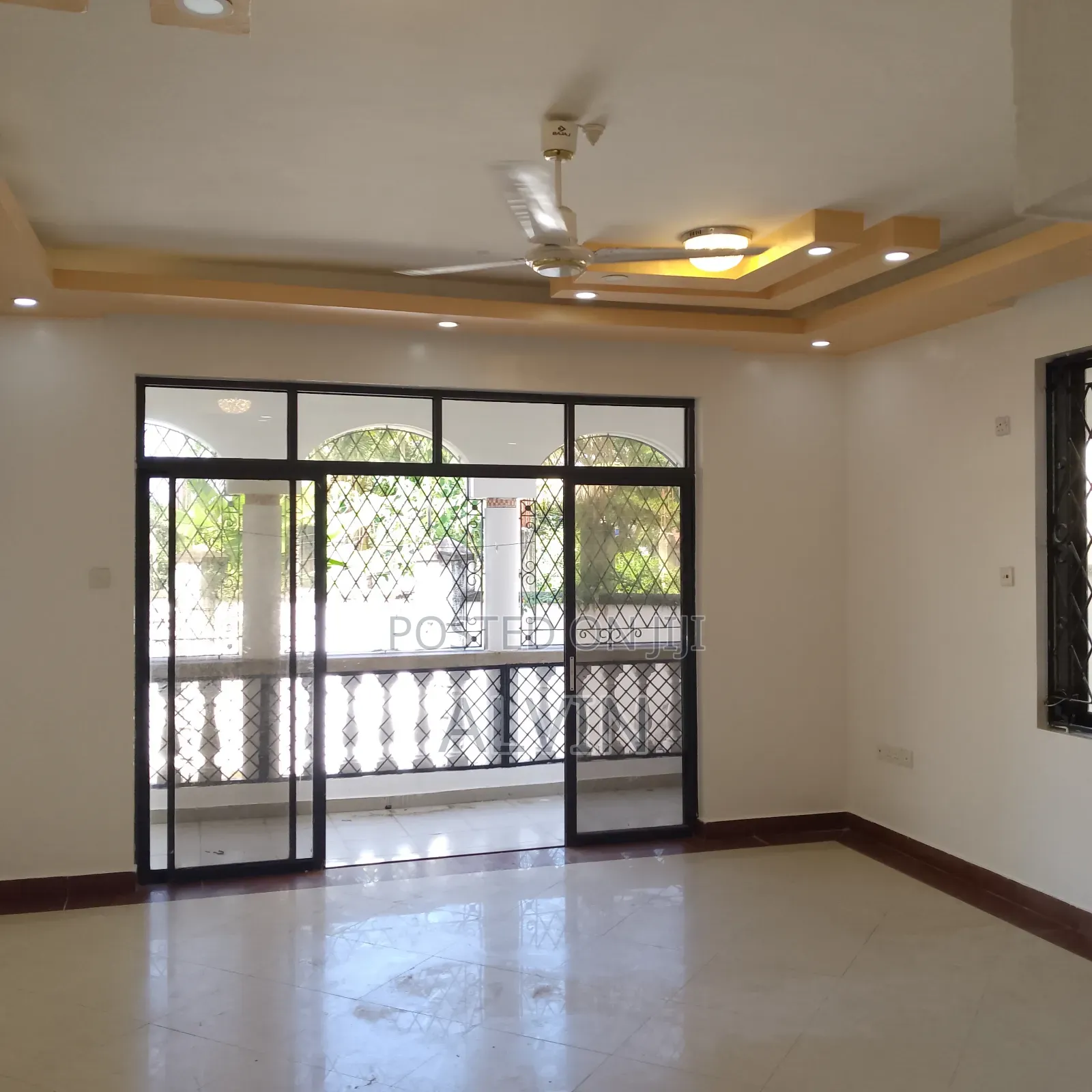 4bdrm Maisonette in Kizingo for rent
