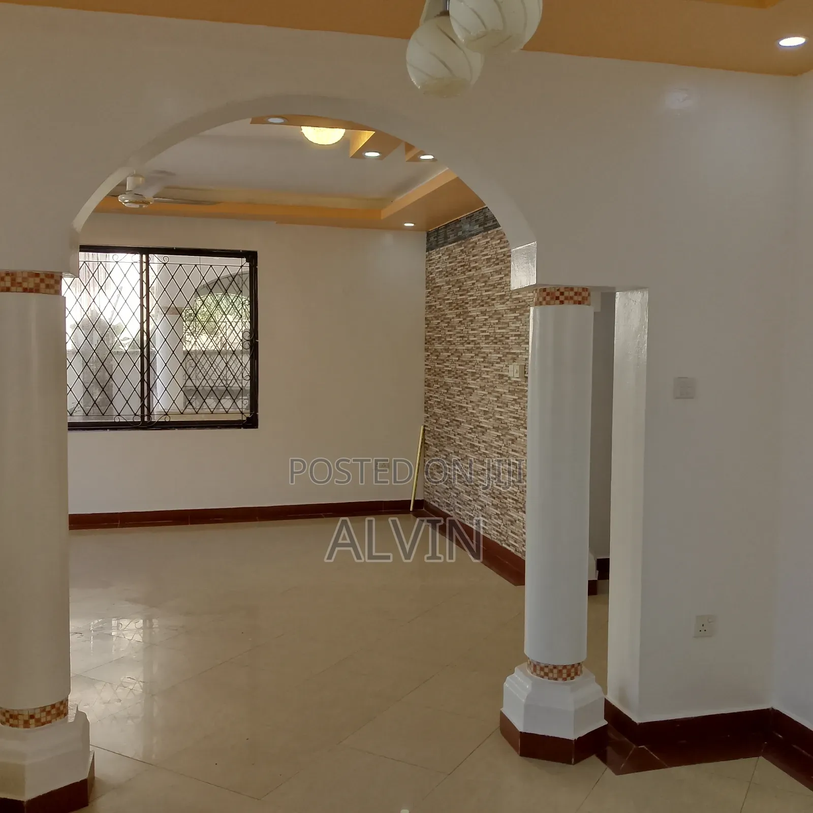 4bdrm Maisonette in Kizingo for rent