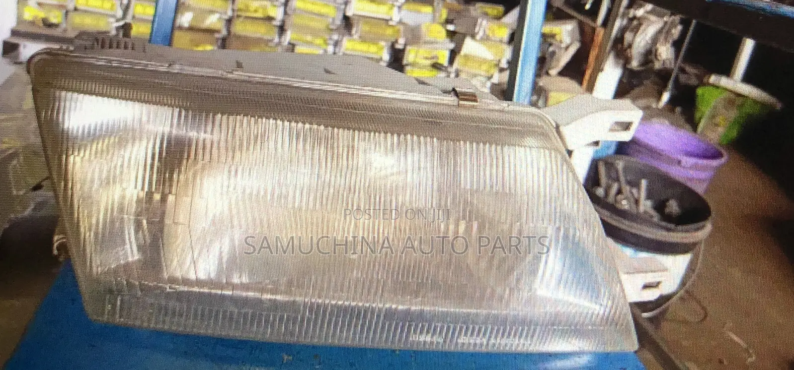 Headlight Nissan Sunny B14 {Rhs} Plastic
