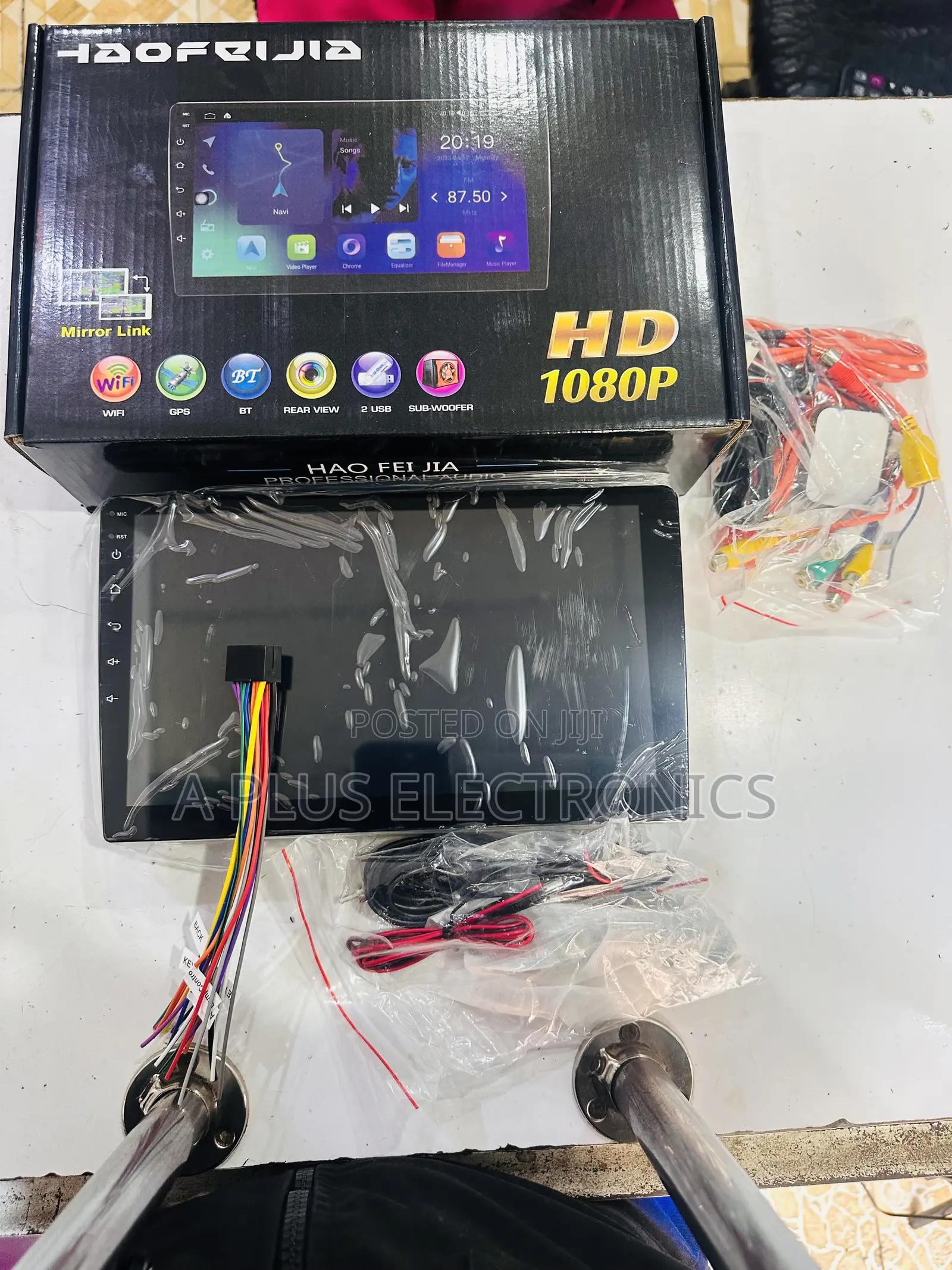 Android 10 Inch (4+64gb) With Fan + Reverse Camera – Touchscreen Radio