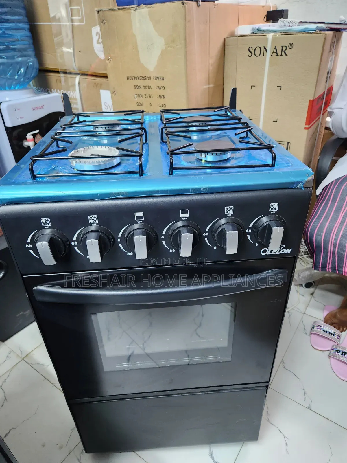Black 4 Standing Cooker