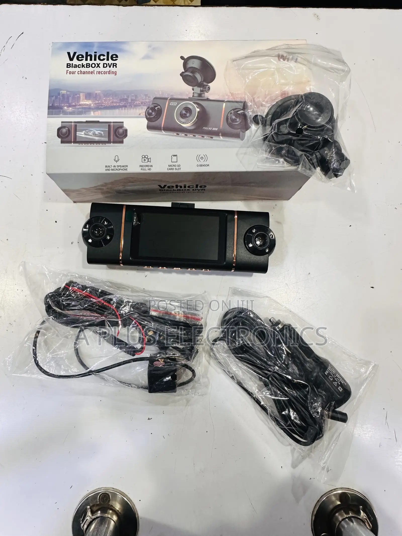 4 Lens Dash Camera With Wifi D65 – Front, Rear Inside Recording