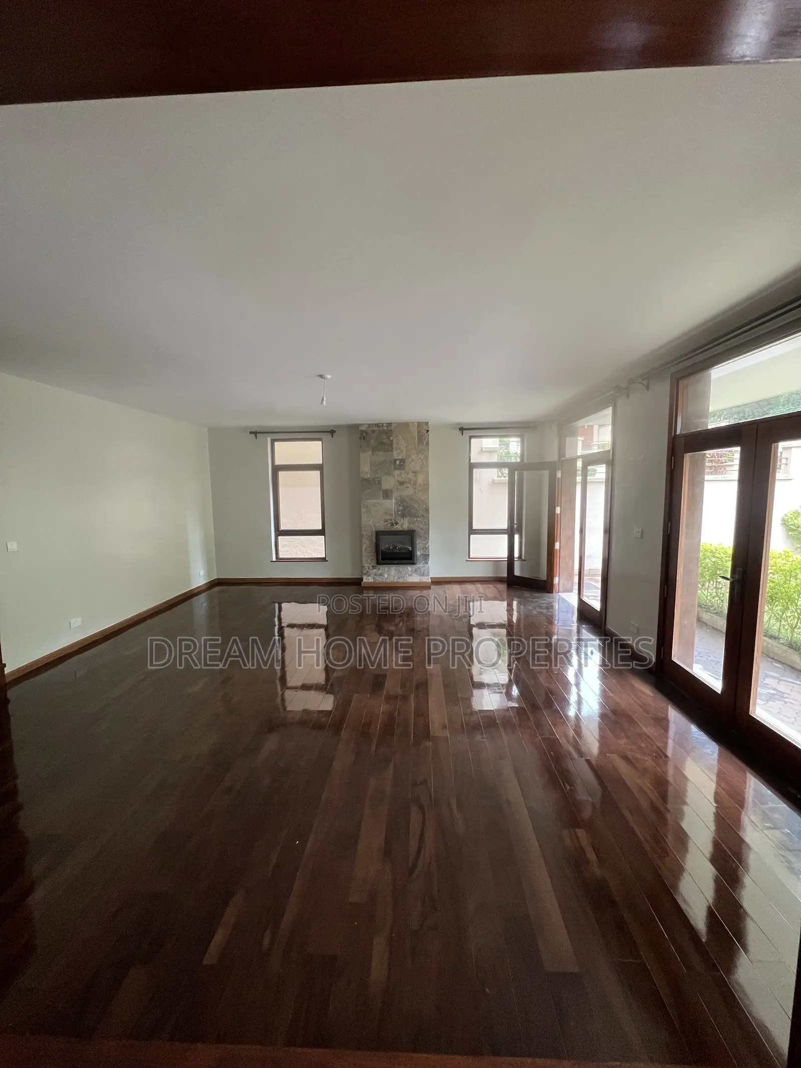 5bdrm Townhouse / Terrace in Lavington for rent