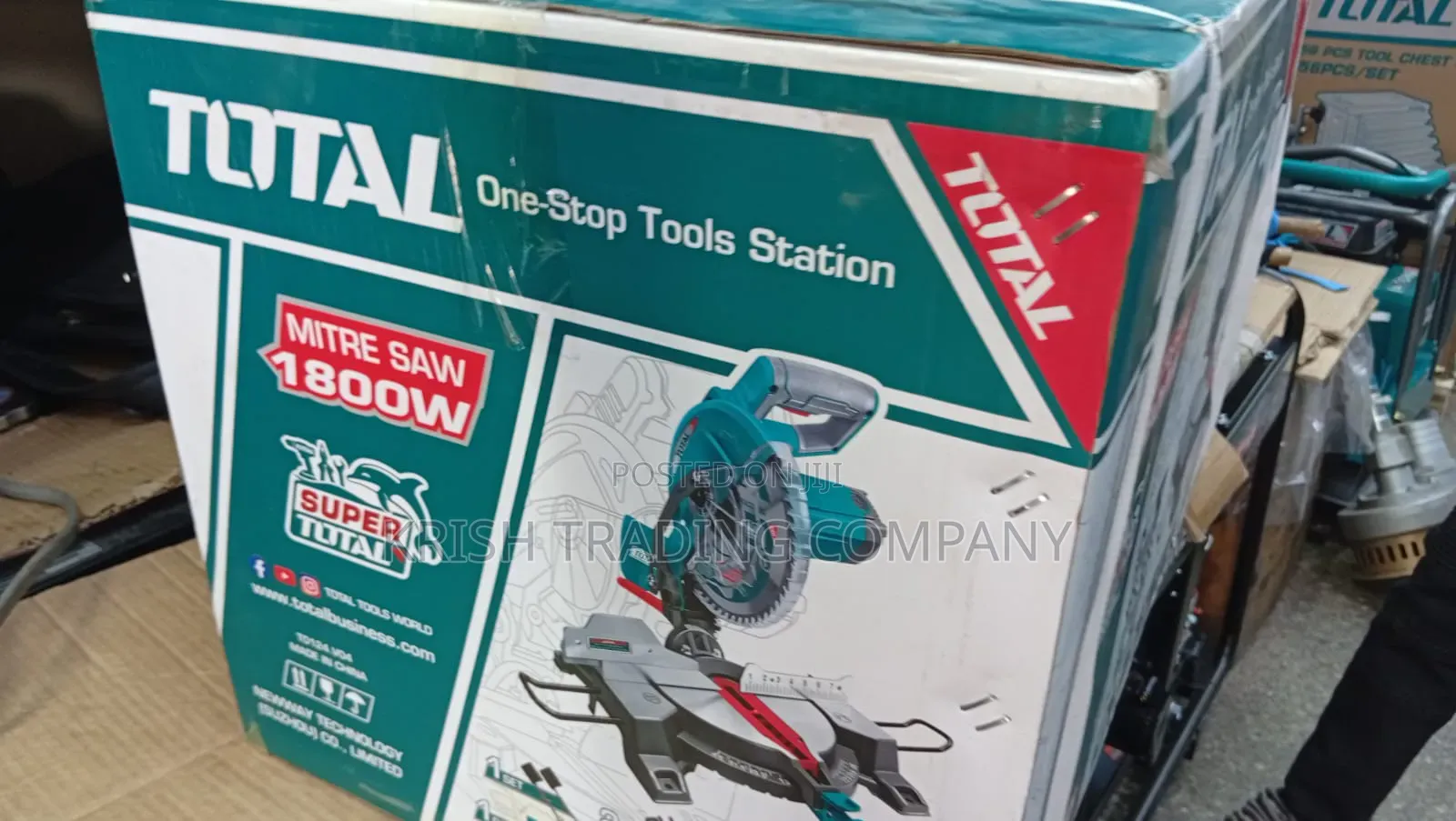 Total 1800w Heavy Duty Mitre Saw – Professional Wood Cutter