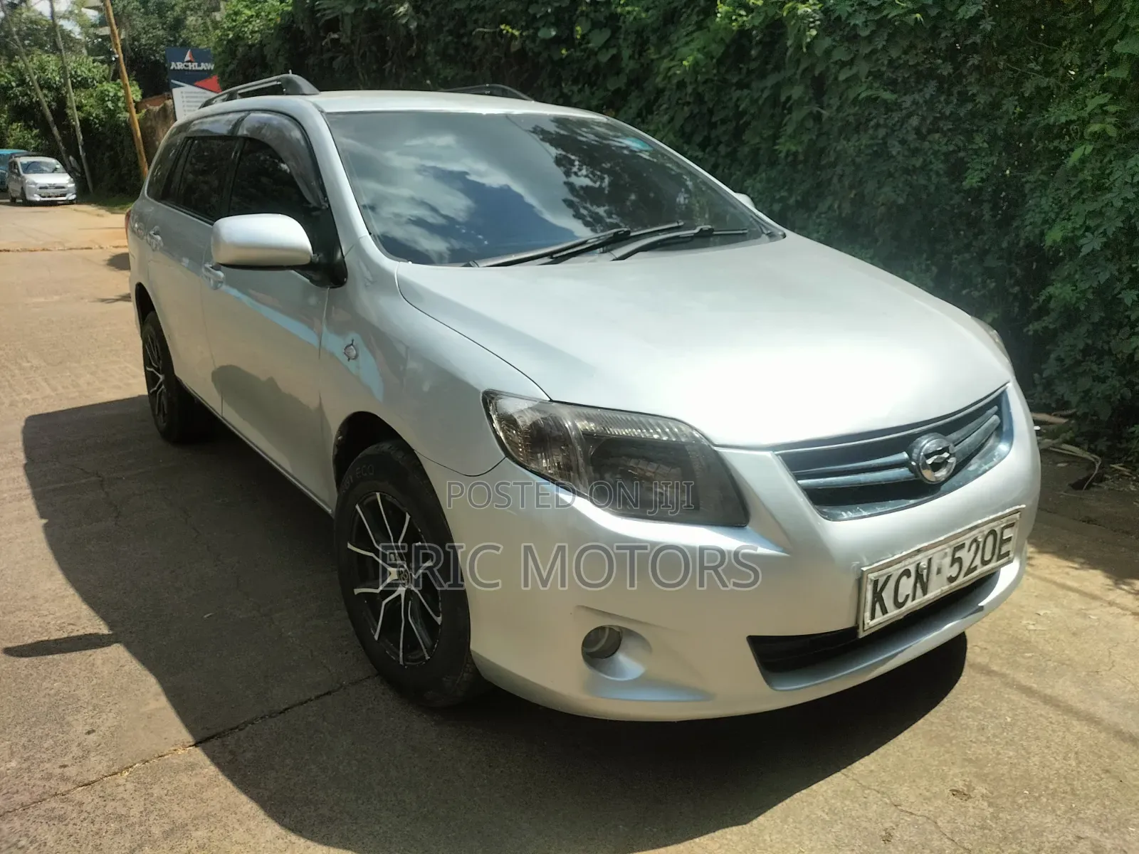 Toyota Corolla Fielder 2010 Silver