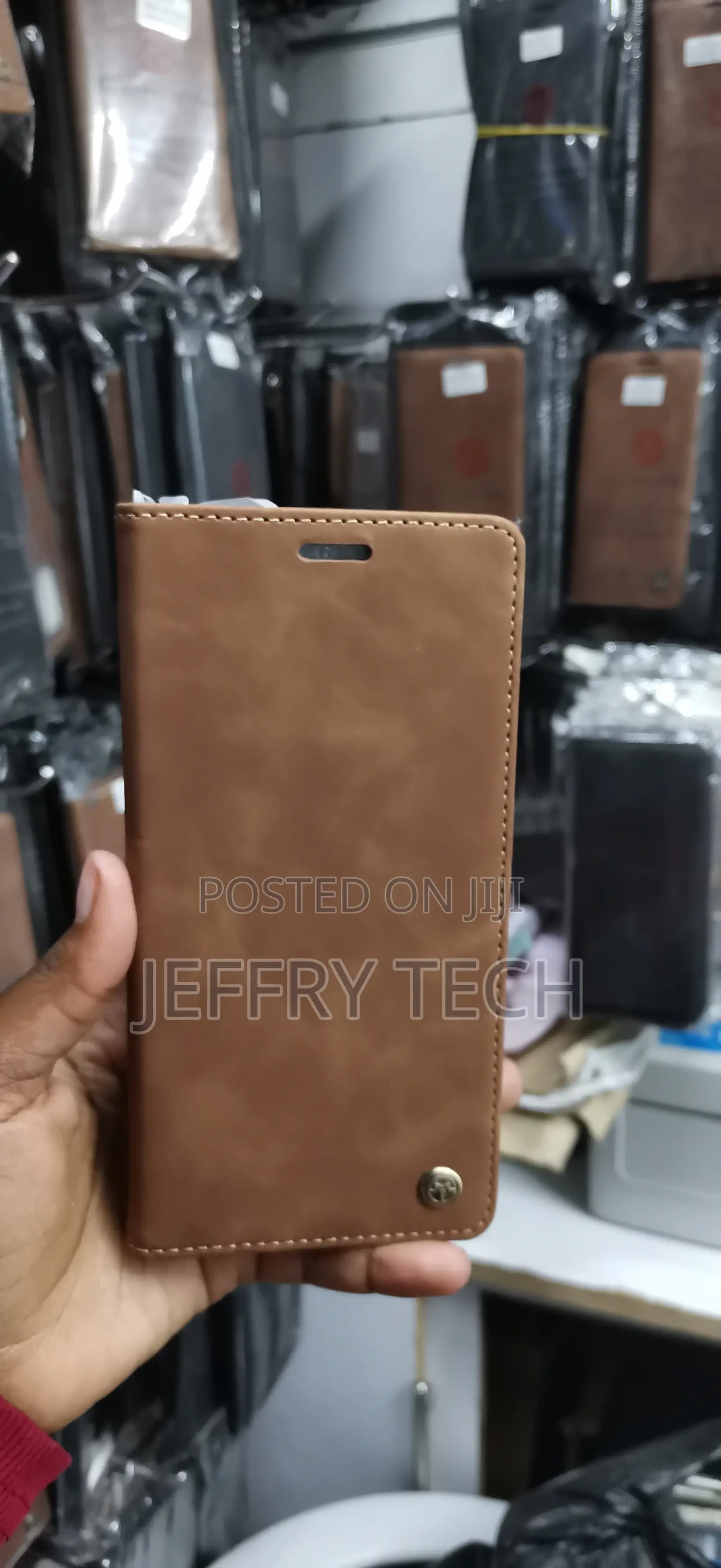 Samsung Galaxy S21 Ultra or Note20 Ultraretro-Styled Matte Faux Case