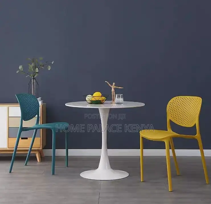 Plastic Chair: Ergonomic Pp Chair With High Load Capacity