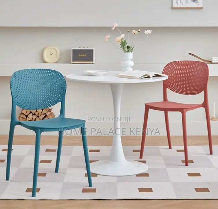 Plastic Chair: Ergonomic Pp Chair With High Load Capacity