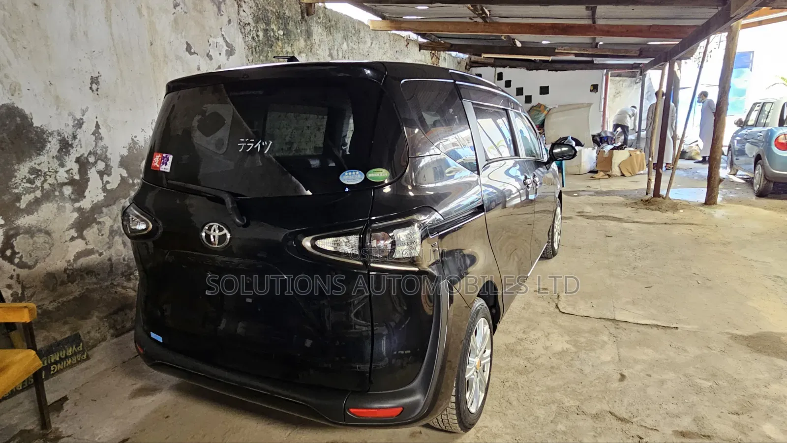 Toyota Sienta 1.5 FWD 2019 Black