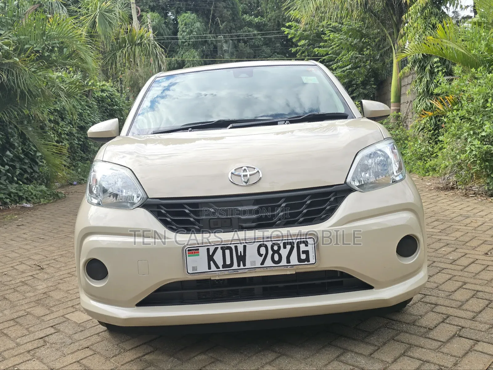 Toyota Passo 2018 Beige