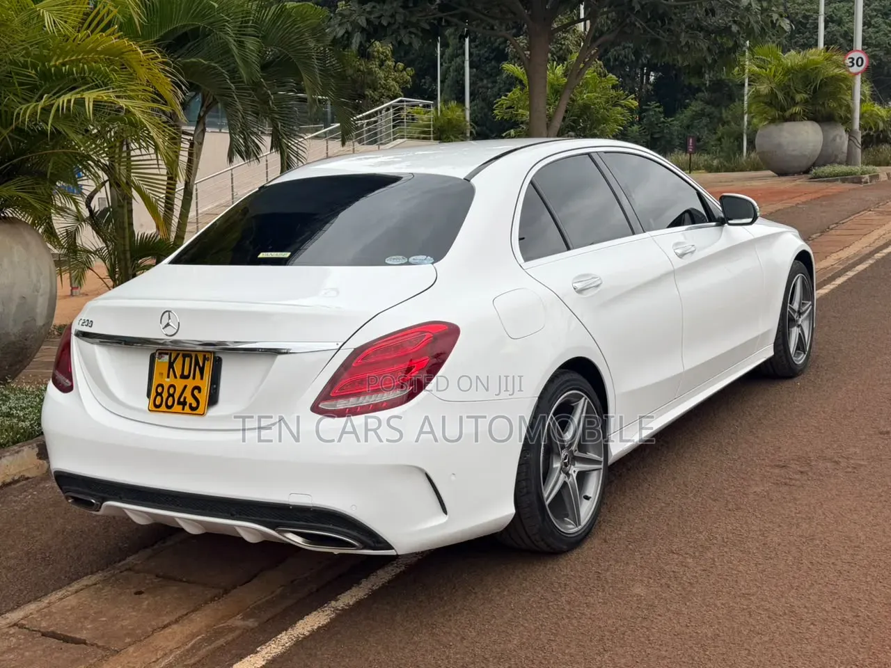 Mercedes-Benz C200 2016 White