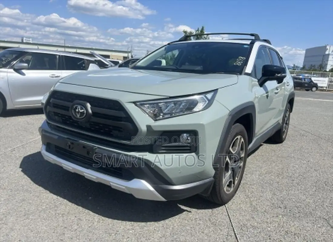 Toyota RAV4 2020 Green